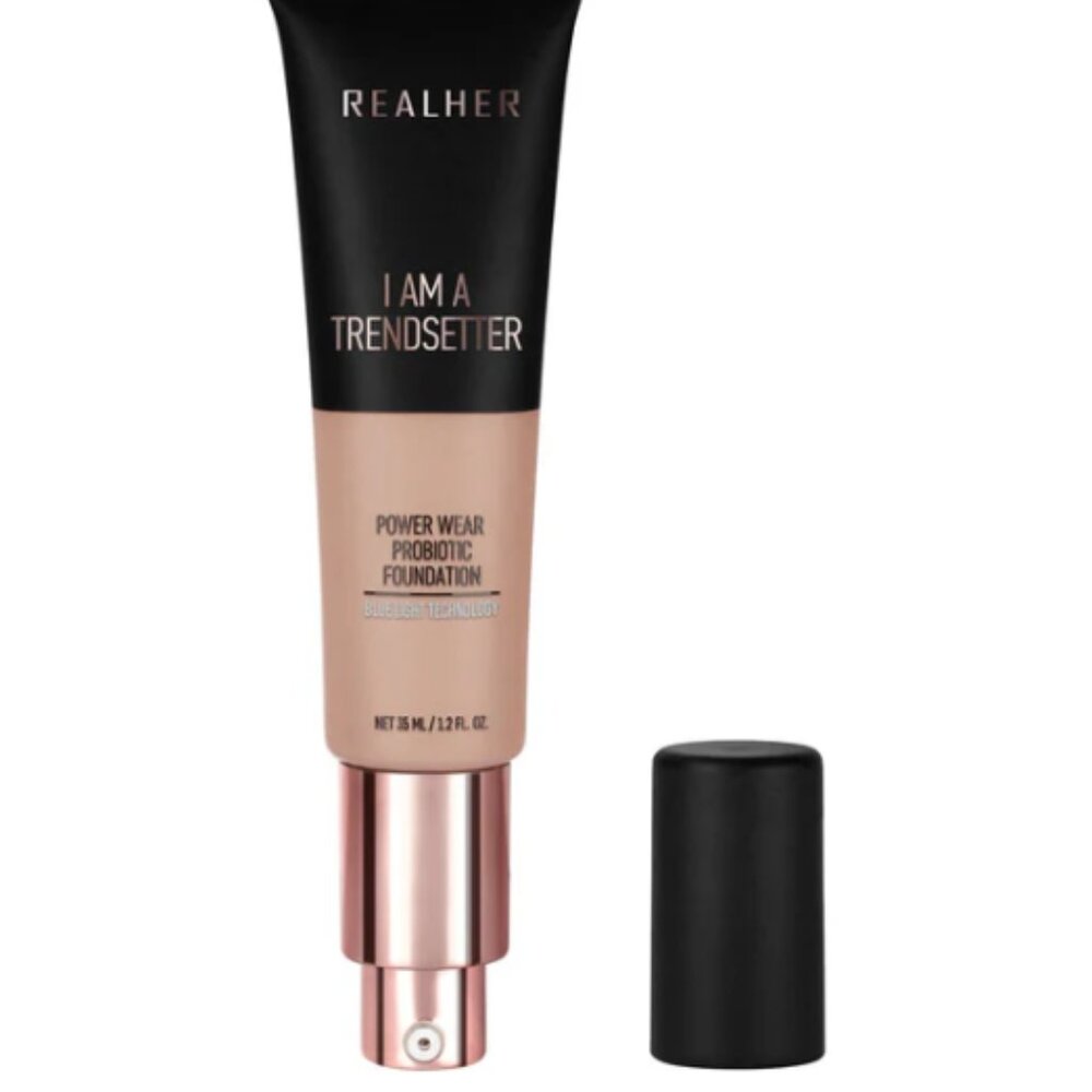 I am A Trendsetter - RealHer Power Wear Liquid Foundation